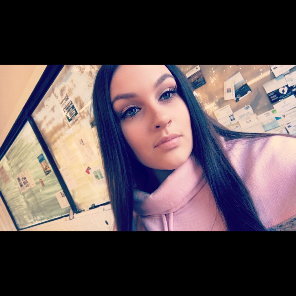 Meet your Posher, Jasmine